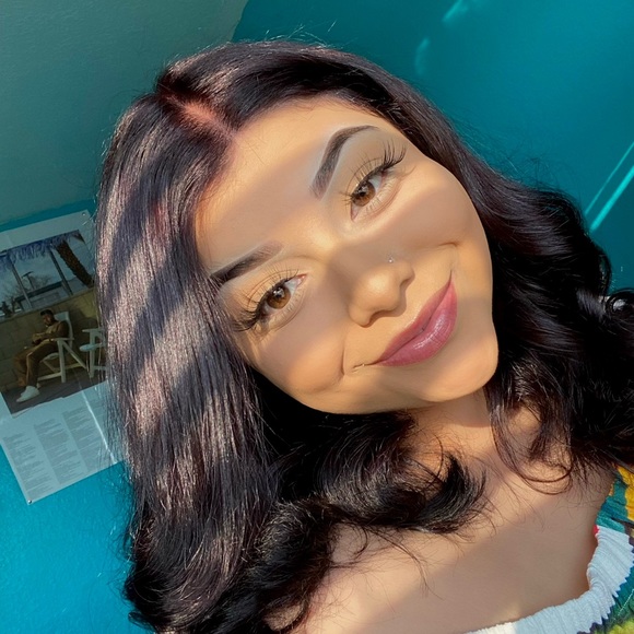 Meet your Posher, Sandra - Picture 1 of 1